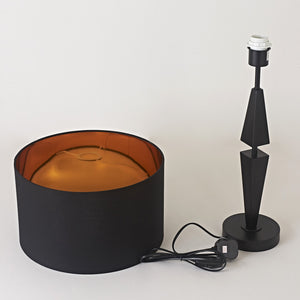 Noir Lamp